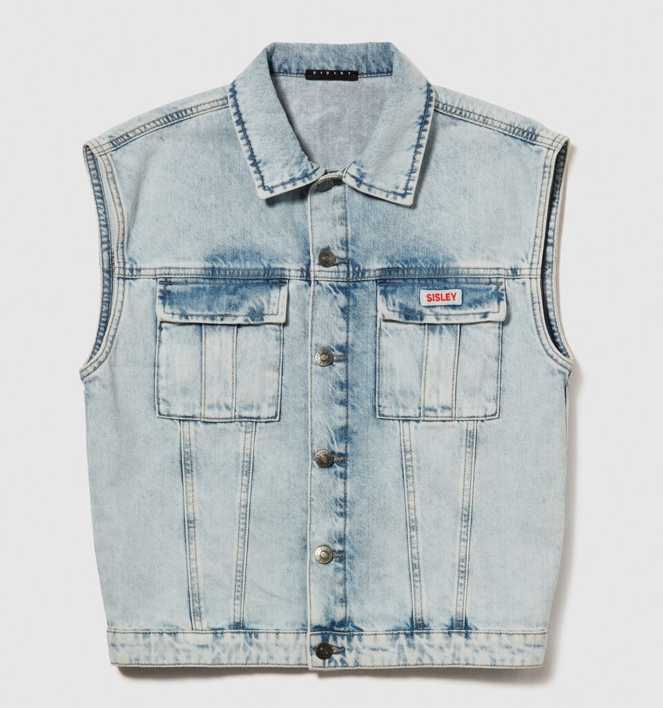 Sleeveless denim jacket with big pockets - boys' outerwear - Light Blue | Sisley Young image number 1